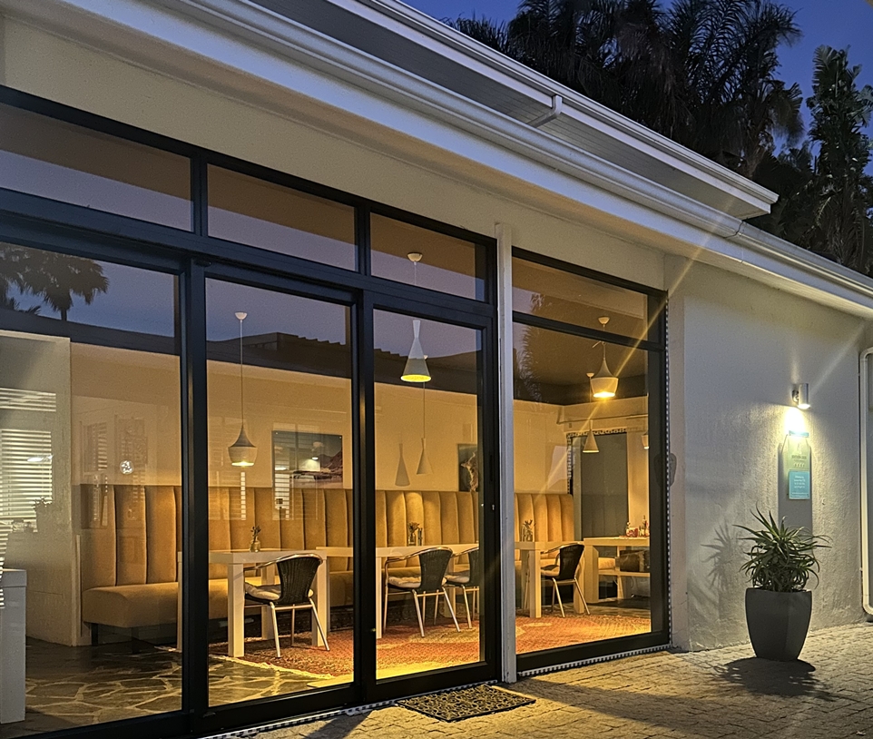 Breakfast room Breakfast room