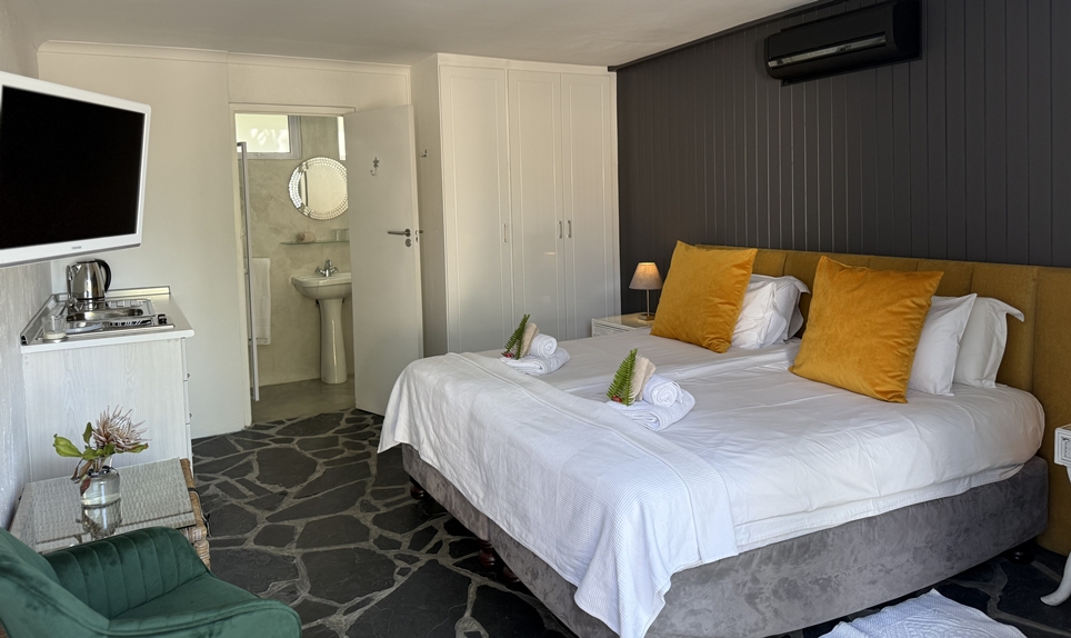 Cheetah Room Cheetah Room