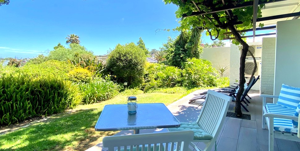 Zebra Suite terrace